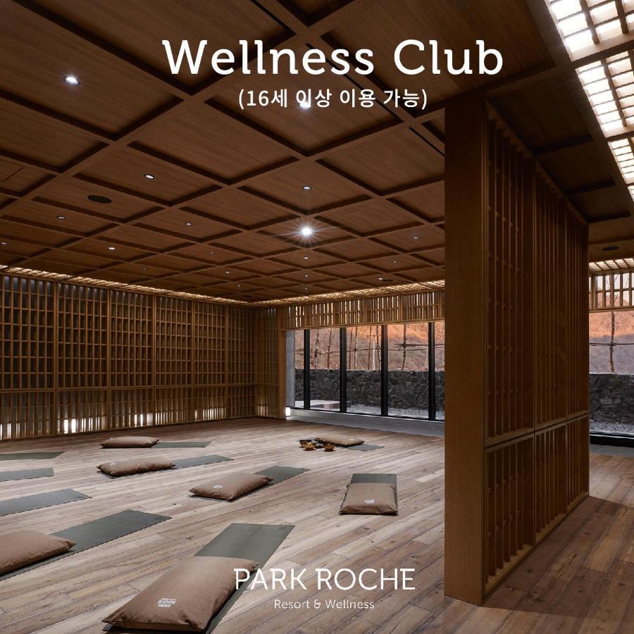 ג'אונגסאון Park Roche Resort & Wellness מראה חיצוני תמונה